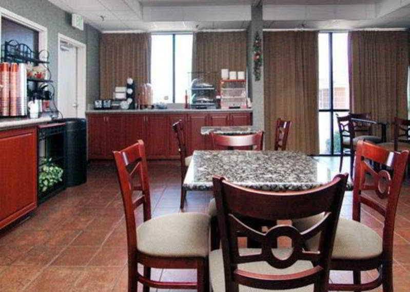 Quality Inn Prattville I-65 Eksteriør billede