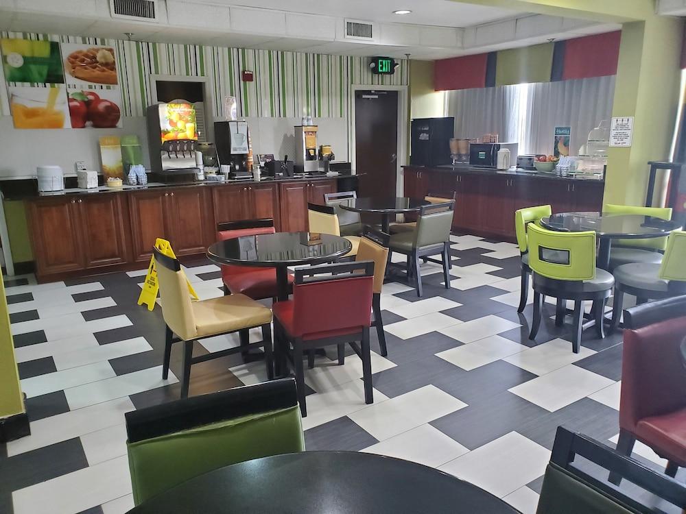 Quality Inn Prattville I-65 Eksteriør billede