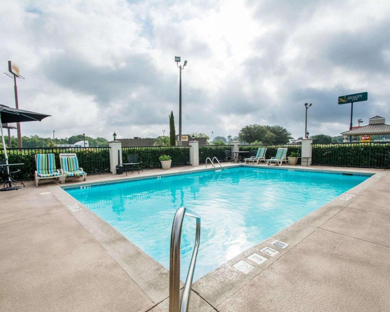 Quality Inn Prattville I-65 Eksteriør billede